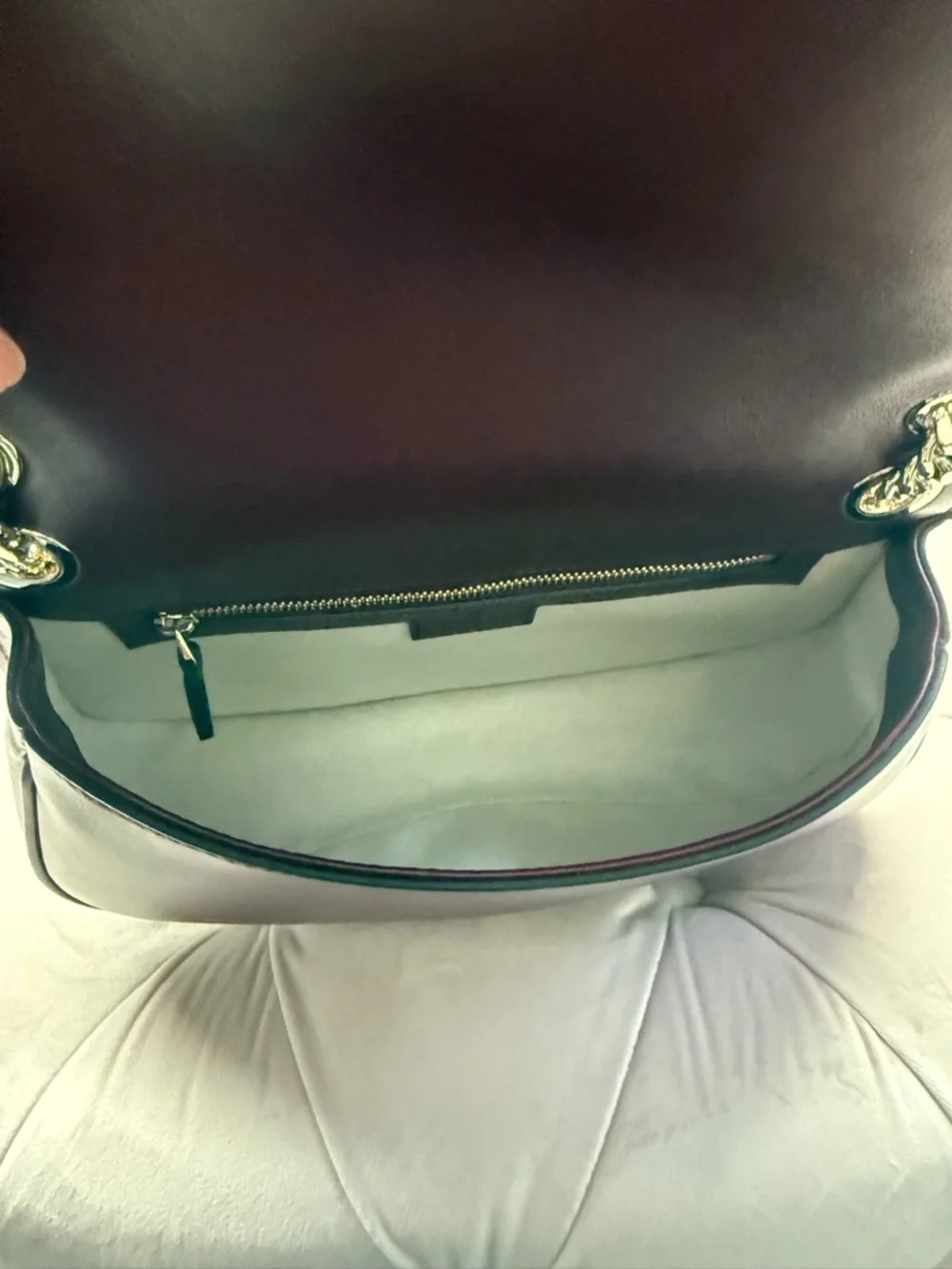 Gucci Burgundy Leather Shoulder Bag with Gold Double G - Picture 4 of 5